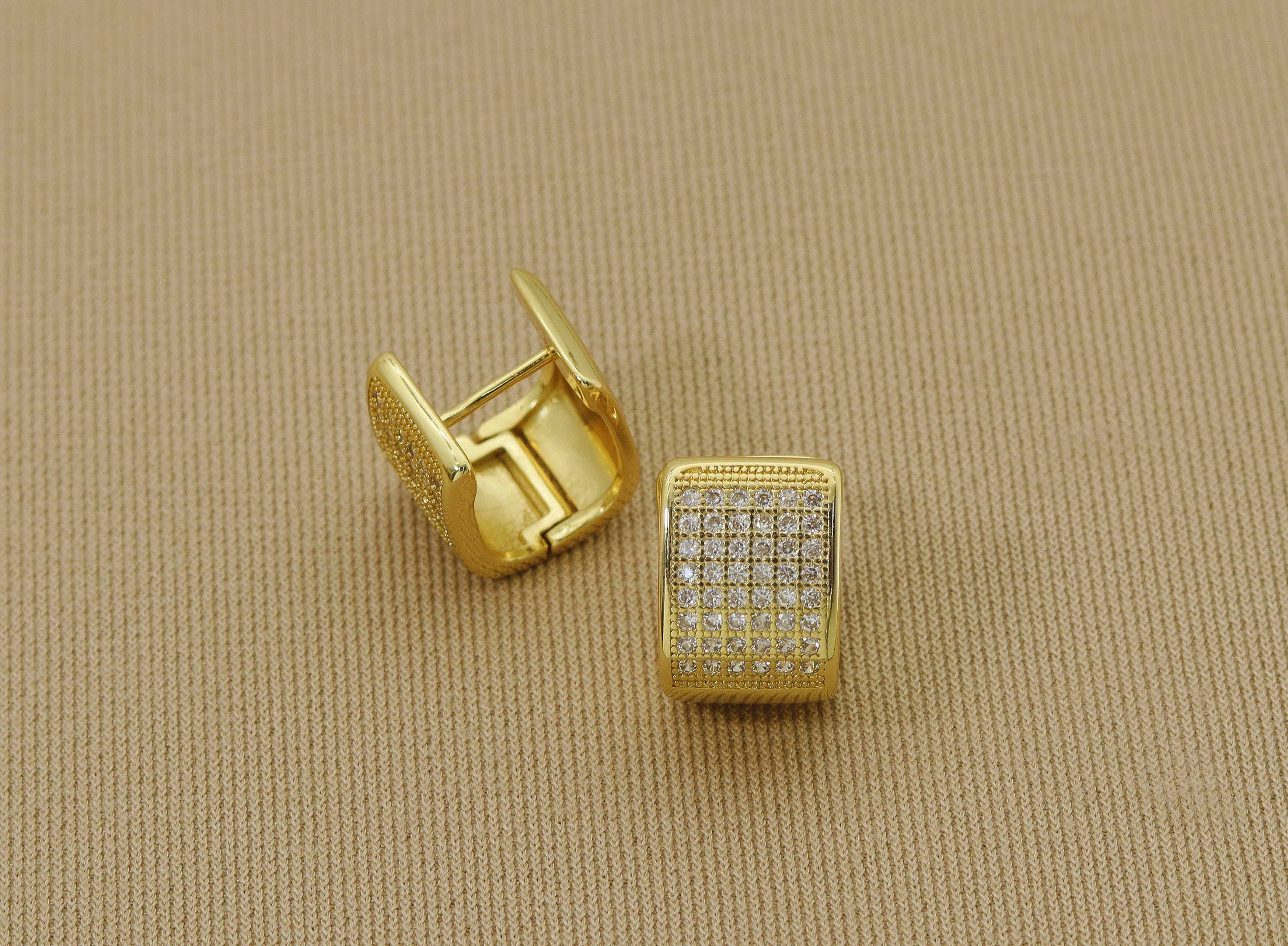 CZ Pave Thick Band Stud Earrings,Sku#Y612