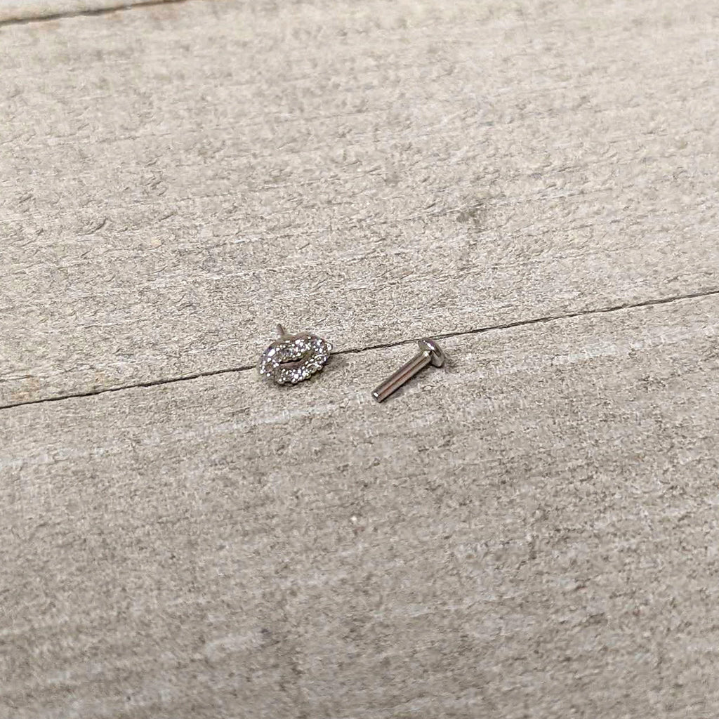 16G 1/4 Clear CZ Gem Kissy Lips Threadless Labret Tragus